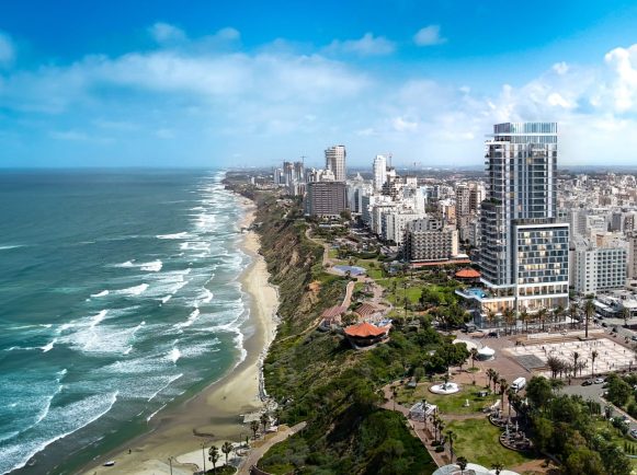 The Ester_Photomontage3_Final Fix 240624