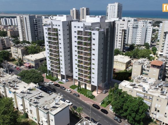 WhatsApp Image 2025-04-28 at 09.29.18 (4)